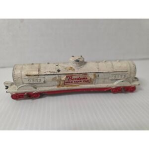 Tootsietoy Borden Milk Tank Car Small White Fair 9853‎